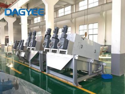 China multi Spindelpresse-Entwässerungsmittel der Platten-150kg/h für Schlamm-Entwässerungssystem zu verkaufen