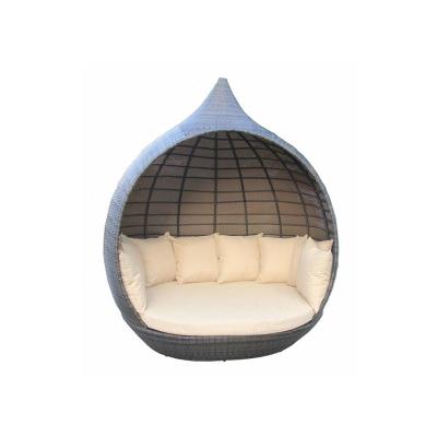 China Garden Set Leisure PE Wicker Apple Shape Cheap Outdoor Patio Furniture Daybed Round for sale