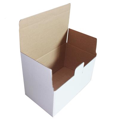 China Recyclable Custom Decorative White Corrugated Packing Box for sale