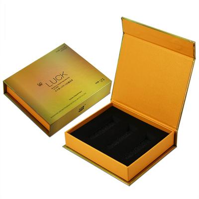 China Recycled Materials Like Laser Printing Paper Custom Design Hologram Gift Magnetic Clothing Packaging Box for sale