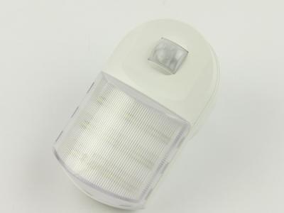 China Durable EU Plug PIR Sensor Light 9 LED Night Light Long Operating Life for sale