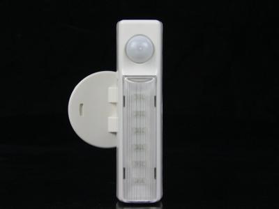 China 6 batteriebetriebenes LED drahtloses PIR Sensor-Licht-Infrarotbewegungs-Sensor LED zu verkaufen