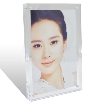 China High Quality Waterproof Home Decoration Acrylic Magnetic Christmas Photo Frame for sale