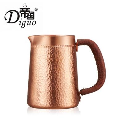 China Diguo 400ml Viable Copper Garland Cup Measurement Milk Decorative Jug for Coffee Latte Maker Art for sale