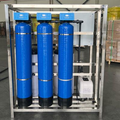 China Professional GMP Reverse Osmosis Soft Water Machine With Sand Carbon Filter for sale