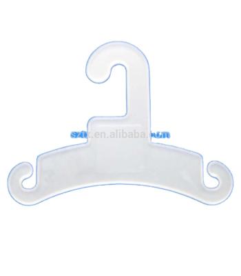 China For Shoes 8.1cm Transparent Plastic Shoes Hanger For Flip Flop Shoes for sale