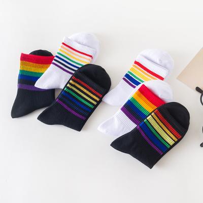 China New Products QUICK DRY fashion rainbow girls socks colorful striped socks cotton crew socks for sale