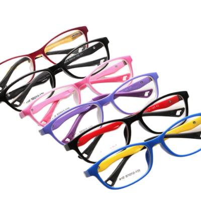 China Classic Optical Frame Children Glasses Eyeglasses Comfortable Blue Light Blocking Eyeglasses TR90 Optical Glasses for sale