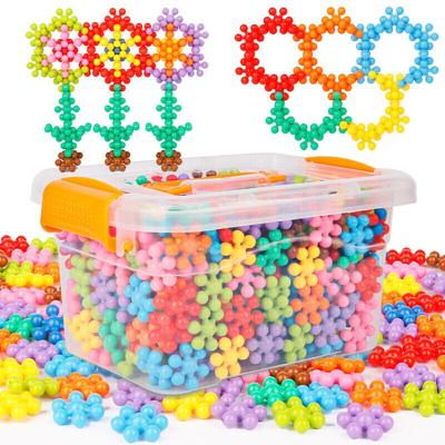 China Building Toy Wholesale Plastic Assembled 3D Snowflakes Rotating Block Toys 2-8 Years Old Children Baby Educational Toys Toys for sale