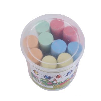 China Sidewalk Drawing 10 Pcs Paint / Washable Outdoor Bulk Chalk Non-Toxic Box 105mm Chalk For Art Play And Outdoor Playground Toy for sale