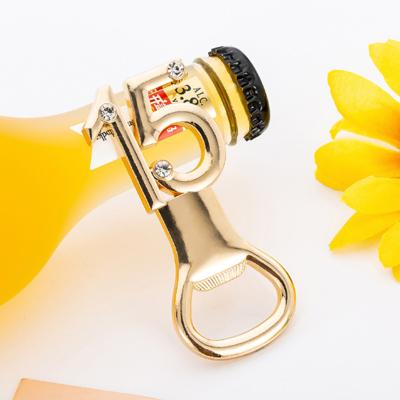 China Gift 15th Birthday Party Decoration Keepsake Gift for Birthday Party Bottle Opener for sale