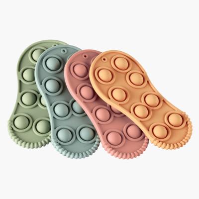 Cina La scarpa ha modellato i bambini lo schiocco del silicone che si irrita Toy Stress Relieved Soft Baby Teether in vendita