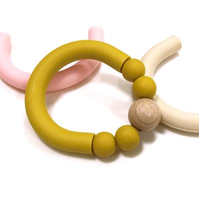 Cina Il silicone termoresistente borda il bambino di Teether che mastica l'anello mettente i denti in rilievo 25g in vendita