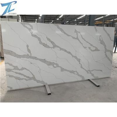 China 2022 modern new design calacatta quartz elegant artificial veins gold stone slabs for sale