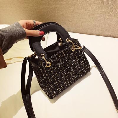 China New Design High Quality Canvas Ladies Single Shoulder Handbags Fashion Luxury Diana Bag Handbag For Women for sale