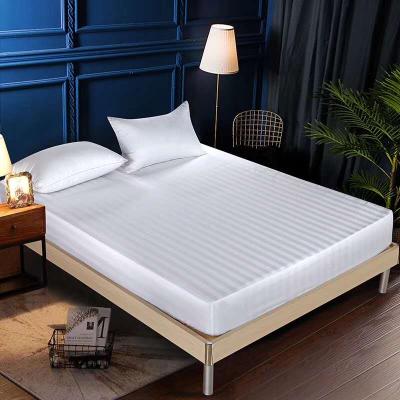 China Bedding Set Nondisposable 100% Cotton Hotel Bed Sheets Set White Bed Linen Manufacturer for sale