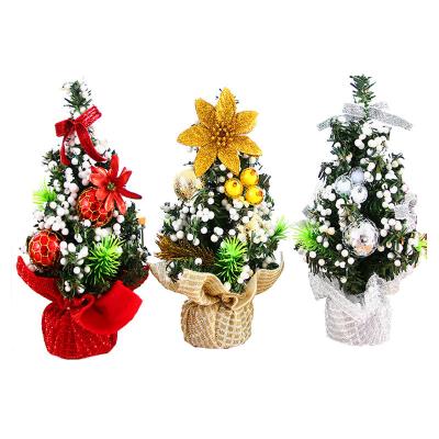 China Small PVC Pine Sisal 20cm Mini Christmas Tree Gold Green Placed in New Year Christmas Desktop Party Ornaments Navidad for sale