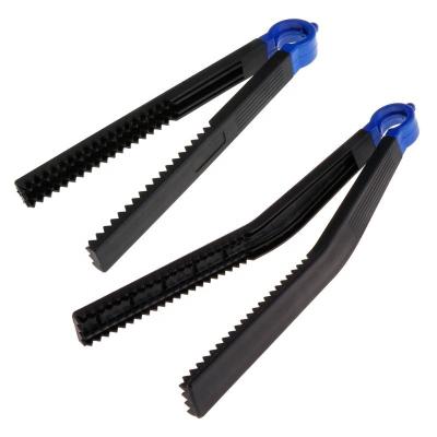 China Plastic L Size Fishing Grabs Fish Grabber Body Clamp Holder Hand Controller Multi Functional Plastic Clip Tool for sale