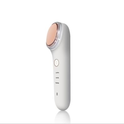 China Multifuncional Electric Rechargeable Wrinkle Remover Face Vibrating Portable Hot And Cold Facial Beauty Instrument for sale