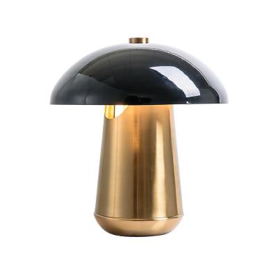 China Minimalist Post Modern Mushroom Shape Led Table Lamp For Bed Home Unique Side Lamp Modern Table Decor Table Lamp Mushroom for sale