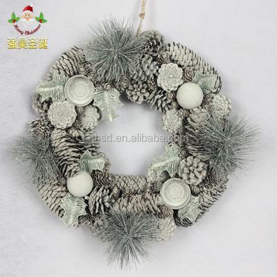 China 2021 Factory Wholesale Eco-friendly Handmade Christmas Candlestick Wreath Natural Material for sale