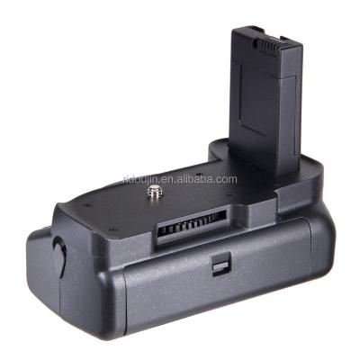 China MB-D51 DSLR Battery Camera Battery Grip For Nikon D5100 5200 5300 DSLR Camera for sale