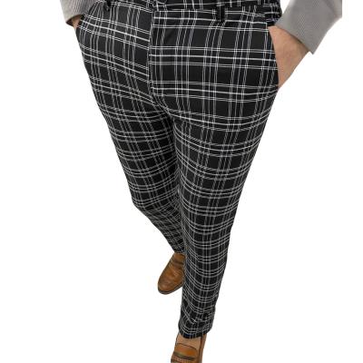 China Anti-Wrinkle Mens Fashion Pants Streetwear Casual Fitted Plaid Print Plus Size Mens Pants And Trousers for sale