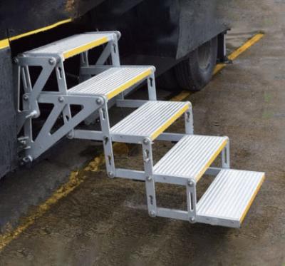 China Folding Ladders Caravan Accessories RV Electric Three Step Door Types Step On Sale for sale