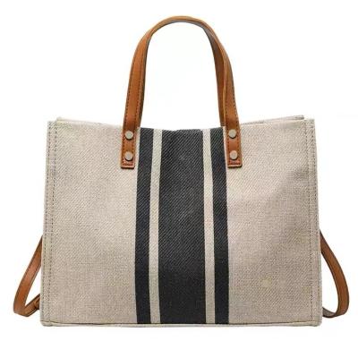 China Easy To Carry Material Premium Accessories Stylish Jute Tote Bag for sale