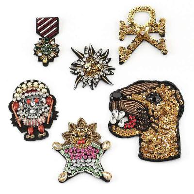 China New Design 3D Handmade Rhinestone 3d Patch For Clothes , Animal Flower Custom Patches for sale