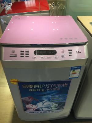 Chine Machine à laver automatique blanche électrique, joint et dessiccateur de charge supérieure en verre 7kg dans un à vendre