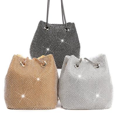 China Fashion Women Shape Diamond Hand Shoulder Bucket Bag for Evening Wedding Date Chain Bags for sale