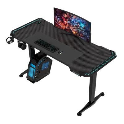 China Electric Height Adjustable Standing Gaming Desk Carbon Fiber for sale