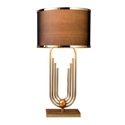 China Mordern luxury simple bedside table post modern American light living room table lamp for sale