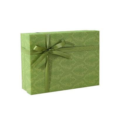 China Recycled Materials Custom Logo Matcha Clothing Gift Box For Clothing Packaging Boxes for sale