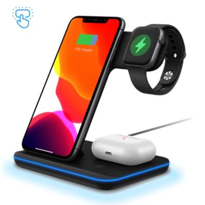 China Smart Watch 3 in 1 Wireless Charging Stand OEM Phone Radio Fast Charging Station 3 in 1 Wireless Charger for sale