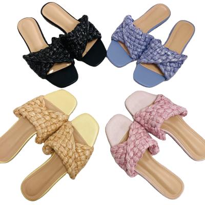 China 2022 Fashion Trend Hot Selling Summer New Square Design Women's Sandal Fashion Beach Flat-heeled Casual Shoes for sale