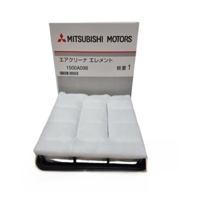 China Repuestos para automóviles Filtro de aire para automóviles OEM 1550A098 Adaptado para Mitsubishi L200 Repuestos en venta