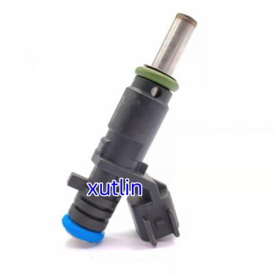 China Auto Parts Fuel Injector Nozzle  55562599 55562597 For CHEVROLET OPEL Cruze Trax Astra J Mokka X J300 for sale