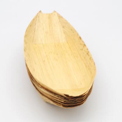 China Disposable Eco-friendly Bamboo Leaf Boat Tableware Disposable Food Sushi Tray for sale