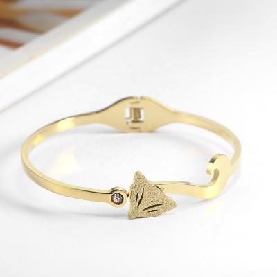 China Wholesale Custom TRENDY Stainless Steel Fashion Jewelry 18k Gold Plated Shell Four Leaf Clover Cuff Bangle Bracelet For Women for sale