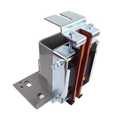 China XAA237D1 D2 D5 TRA XOA2295AAC005 Contemporary Elevator Accessories Elevator Guide Boots for sale