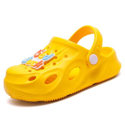 China Unique Fashionable PVC Sandals Children Lightweight Comfortable Breathable Summer Beach Shoes for sale