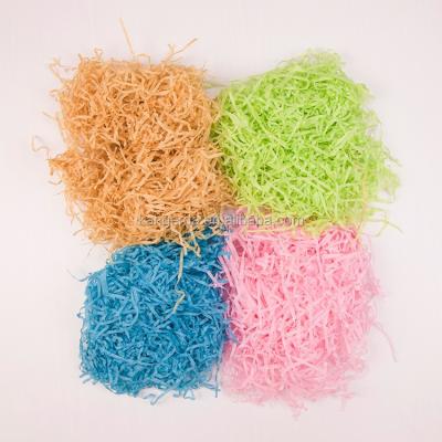 China Green Colored Shredded Tissue Paper Raffia For Box And Basket Stuffing Filler for sale