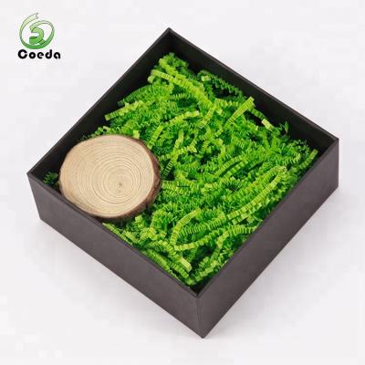 China Green Christmas Multicolor Decorative Fold Shredded Paper For Candy Box Filler Stuffing for sale