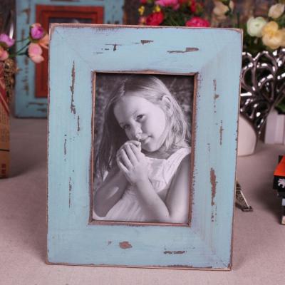 China Wooden and MDF Photo Frame Retro style picture frames for sale