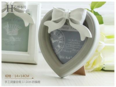 China Antique Photo frame wedding picture frame heart  shape for sale