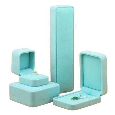 China Green Biodegradable Custom Velvet Favor Jewelry Box for sale