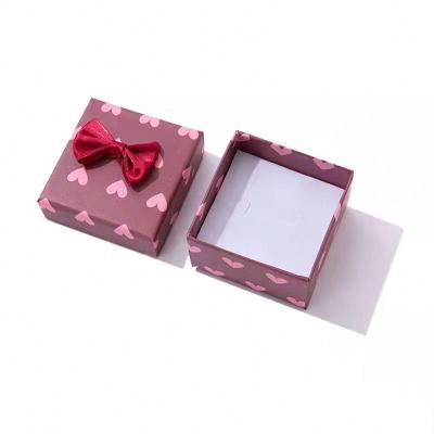 China Recycled materials and pocket jewelry box cardboard box for jewelry jewelry packaging box luxury for sale