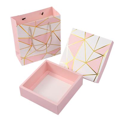 China Handmade Custom Design Cosmetic Perfume Box Paper Folding Packing Box for sale